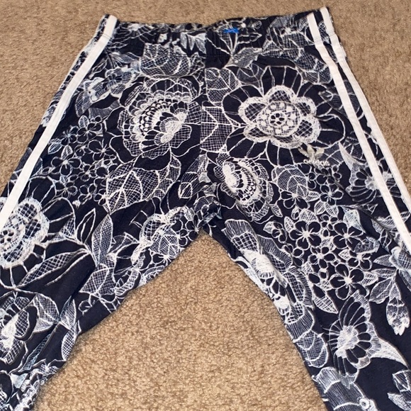 •ADIDAS• - Picture 6 of 13